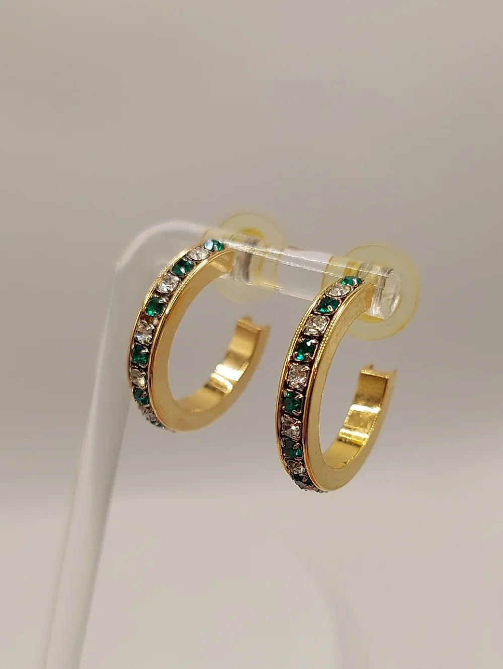 Bold Goldtone Hoop Earrings Channel-set Green & Clear Rhinestones EUC - Picture 6 of 6